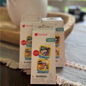 Blue and Yellow Learning Toy for Creative Exploration